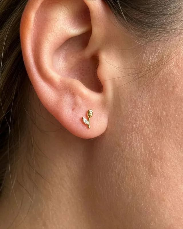 Rose Flower Ear Studs Gold 2