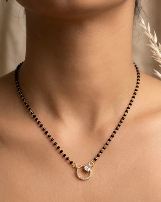 Eterna Circle Crystal Mangalsutra Necklace 2