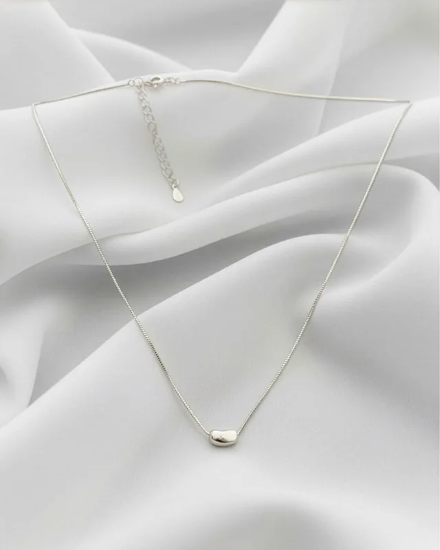 Jequirity Bean Pendant Necklace 3