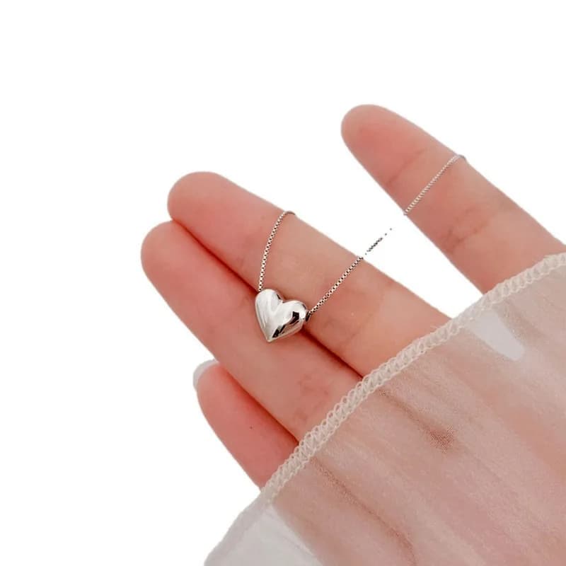 Heart Shape Pendant Necklace 2